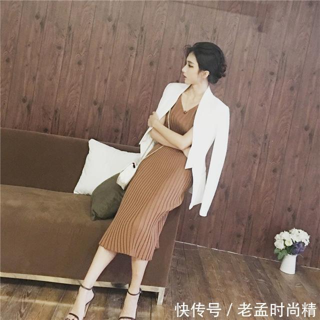 裙摆|春寒乍暖,就穿这几款针织连衣裙,穿出2月早春气息