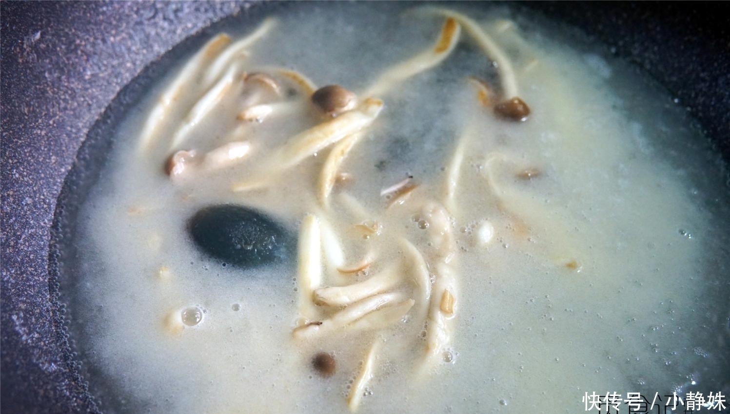 骨头汤靠边站,这菜高钙易吸收,孩子多吃长个子,春季可要多吃