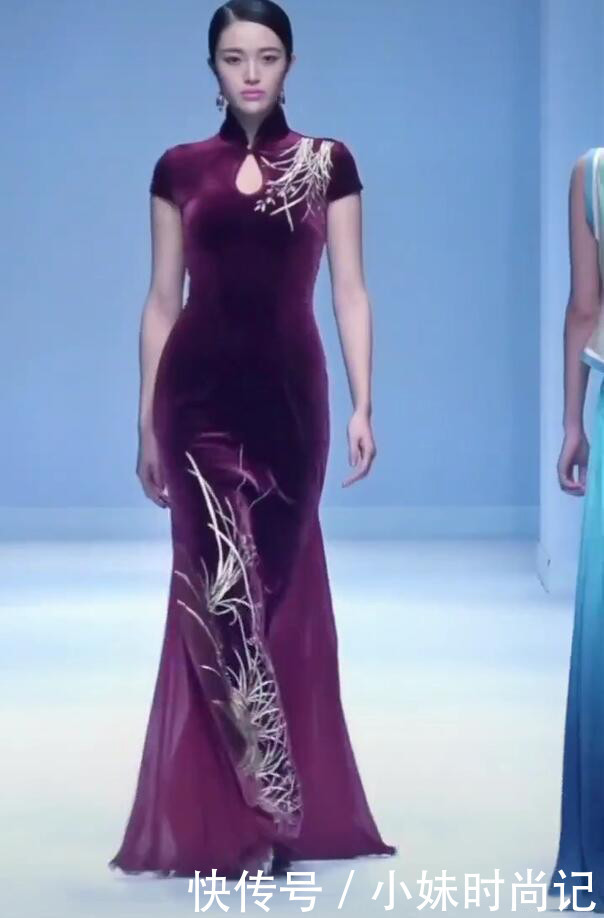 经典|经典的改良旗袍, 呈现在T台上, 依然风韵十足!