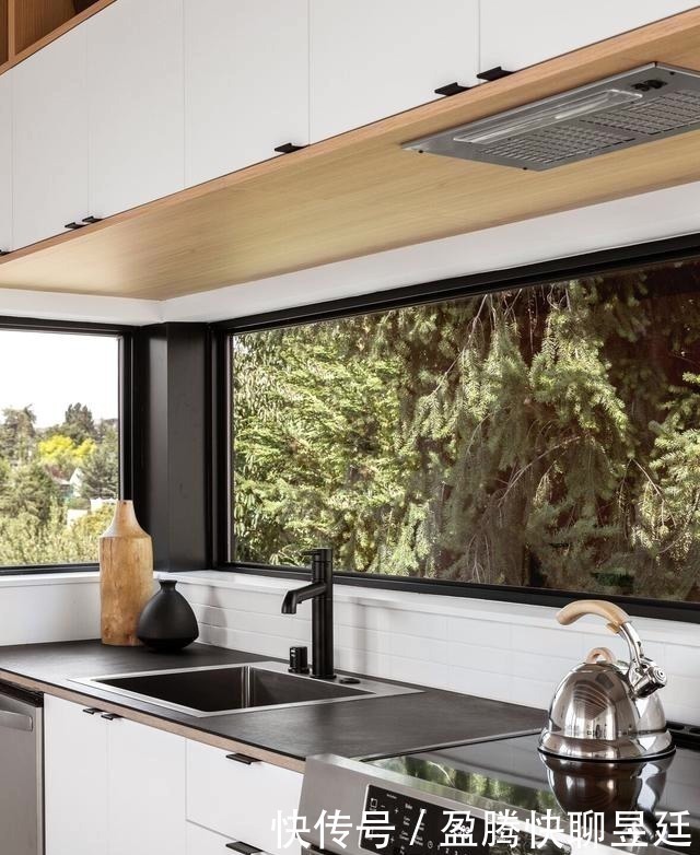 住宅|这套住宅简直颠覆传统,卧室在客厅楼下,院子却在楼顶