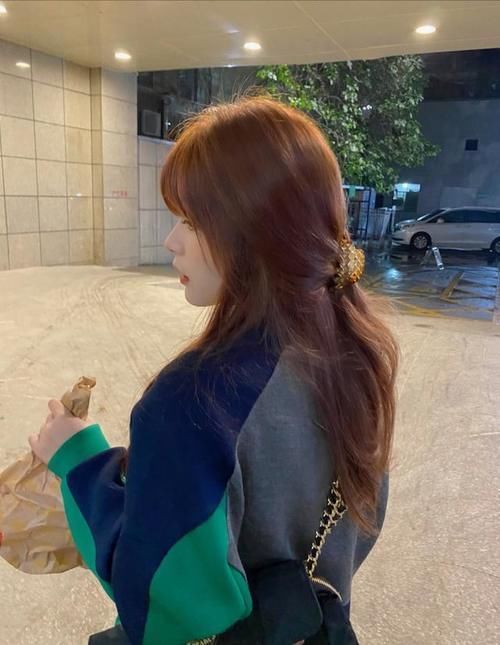 秋冬染发什么颜色更好看？2020流行这几种颜色，时髦又潮酷