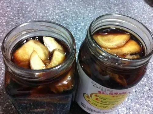 姜辣素|吃“醋泡生姜”可以治病？坚持食用醋泡生姜的人，怎么样了？