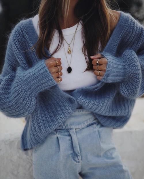 毛衣当季的时刻，用5个方式营造时髦感，穿得洋气又精致