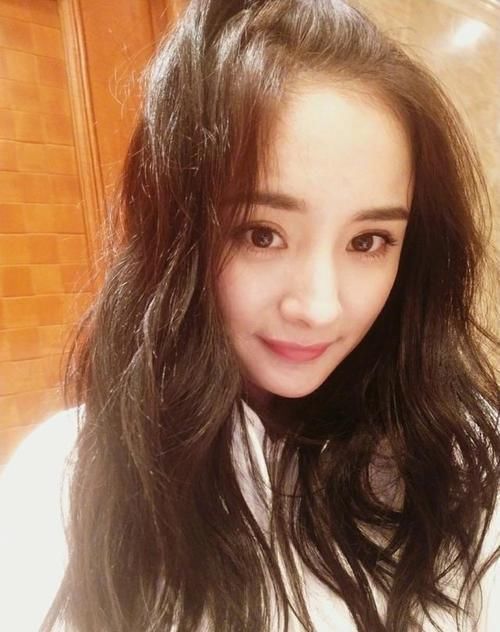 你属于哪种“秃头”类型?找到对应显发量的发型,快来get这些技巧