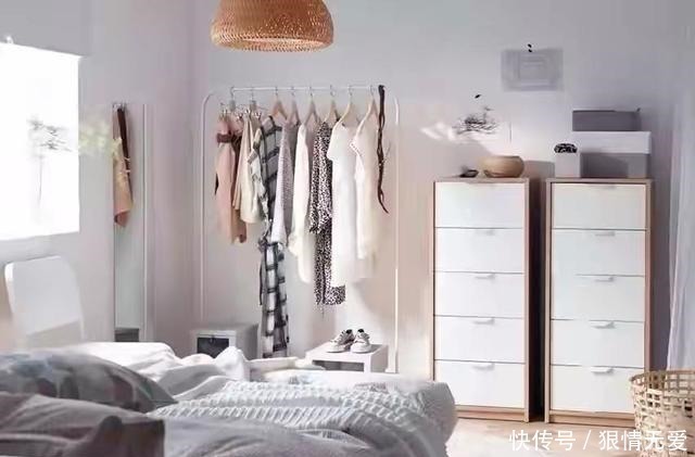 拥挤|卧室再小都不用担心,这样布置再也不会显得拥挤,比榻榻米还实用!