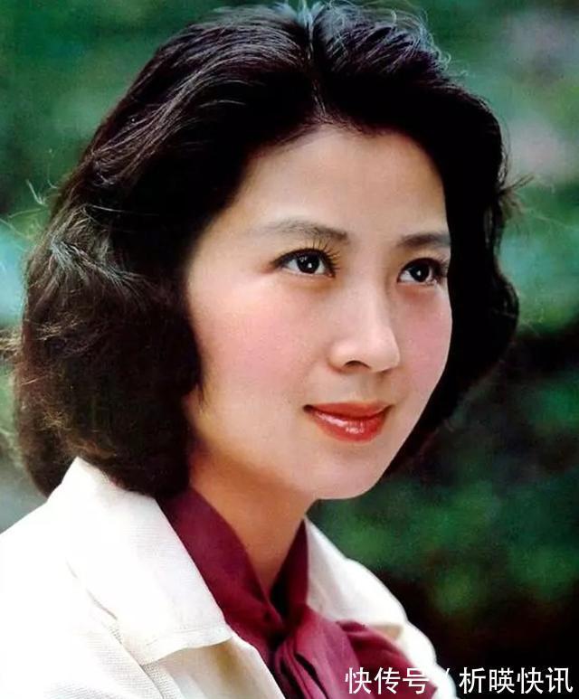 李秀明&吴海燕演海霞爆红,却错失《庐山恋》,嫁京剧老生如今境况如何