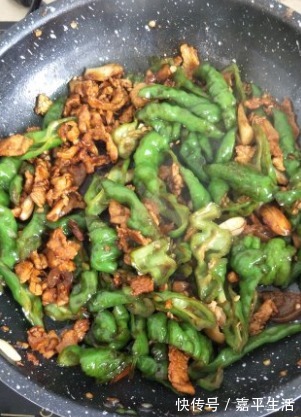 鲜香|小炒肉加点它,猪肉炒好鲜香嫩滑,吃一次就上瘾,隔壁孩子馋哭了