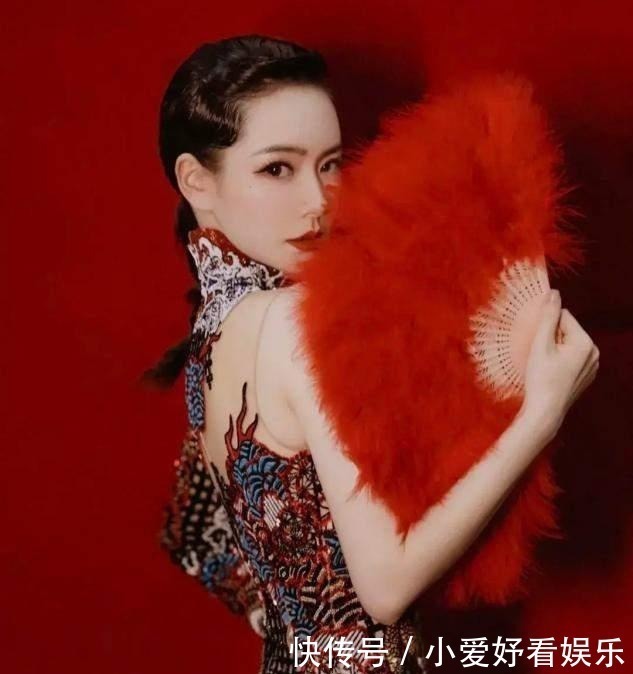 发际线|你适合“披发”还是“扎发”?看这几点就对了,留错显老十岁!