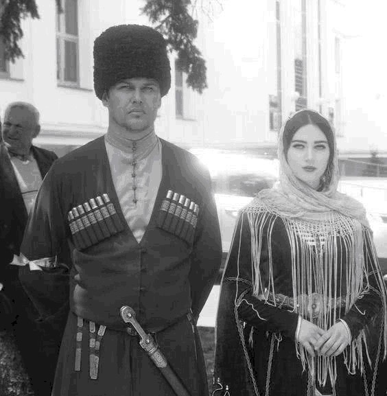 俄国|俄国士兵救下一船女奴,准备释放时女奴却齐声喊道:我们是自愿的