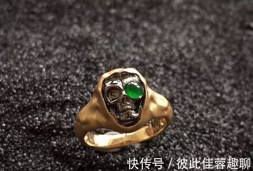 亲王|暗黑系珠宝,用个性独特的精致优雅美感,展现出骨子里的另一面的