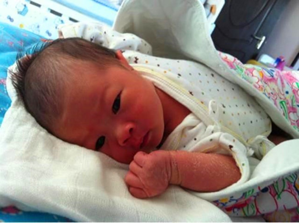 哭声|产科医生孩子大脑发育好不好,除了重量看这俩特征就能略知一二