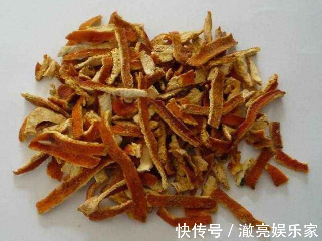 高跟鞋|名医不轻易外传的3种泡脚方,坚持一周,静脉曲张好了,腰不疼了