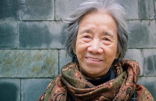 诀窍|106岁老太太,血管年龄仅50岁,诀窍不是喝水运动,而是这2件事