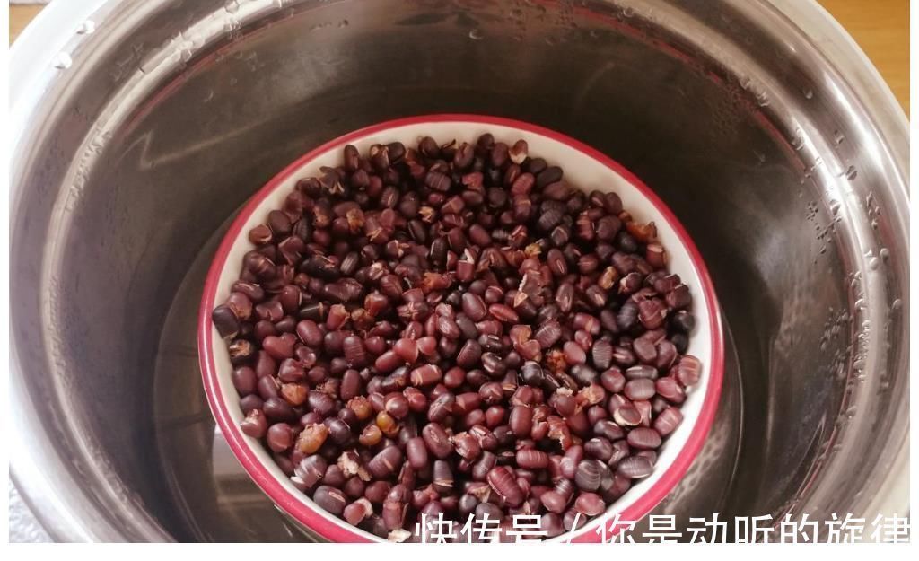 跟甜品店老板学做蜜红豆，不用泡豆，简单又省事，1个小时就能用