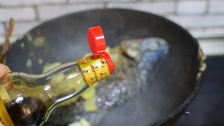 9道炖鱼的做法，冬日来一锅，吃完全身暖暖的！