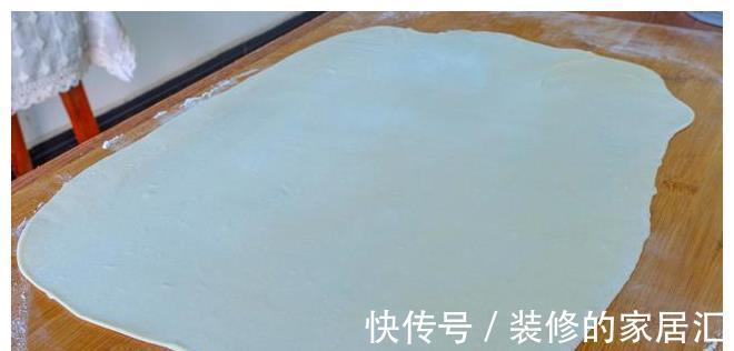 吃法|晚餐不知道吃什么?试试这个独特的吃法,有菜有肉有饼,简单省事