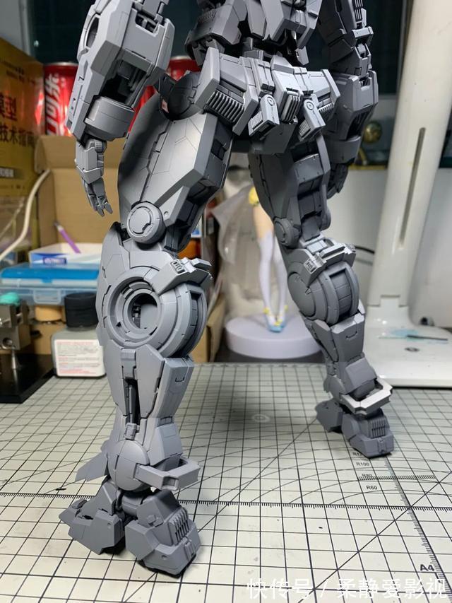 模型秀|高达模型秀:万代的PG能天使,作者超级认真