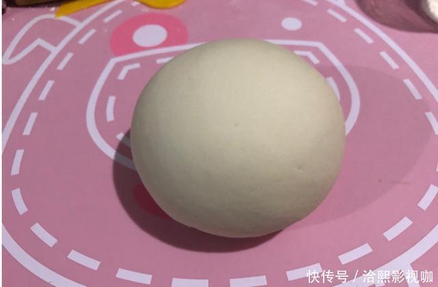  花卷|花卷的另一种做法，造型可爱别致，让宝宝胃口大开的早餐