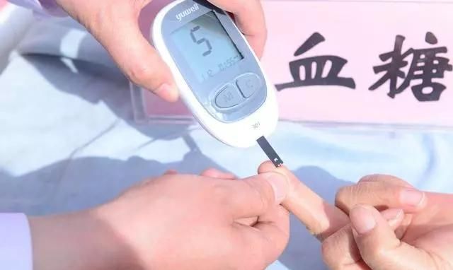  提高免疫力|40岁易患高血糖，6种碱性菜经常食，坚持一个月，血糖稳定情绪好