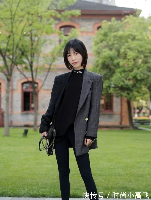 身姿 精美的版型修身效果特好,瑜伽裤塑造高挑挺拔的身姿