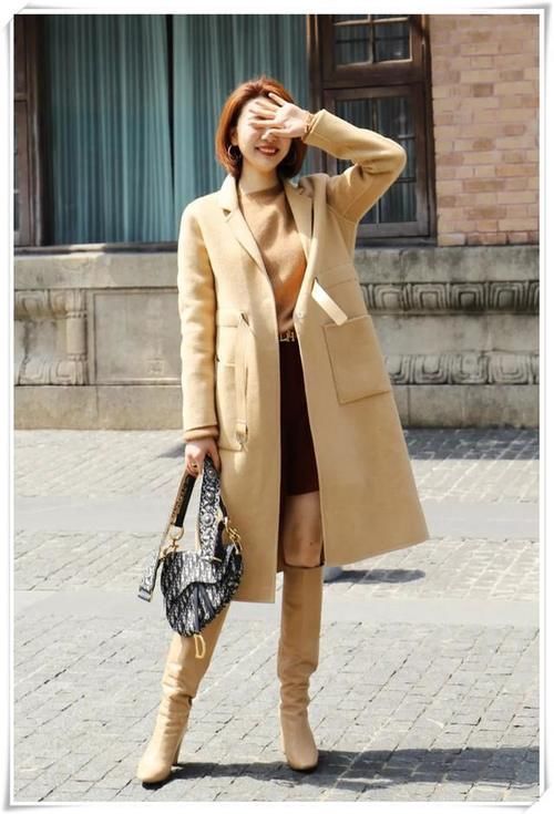 中年 大地色不止属于秋冬,开春也能穿,气质上很优雅