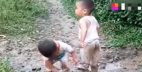 不了|两萌娃泥坑里释放天性,妈妈看到直接崩溃,这篓子亲爹也救不了