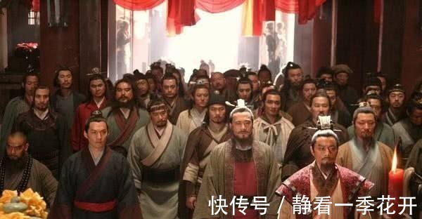 水浒|水浒传中,这三个好汉的武功远超林冲,你觉得谁最厉害!