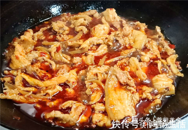 白菜|五花肉不要炒着吃，厨娘教你新吃法，口感肥而不腻，麻辣又开胃！