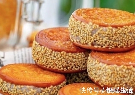 夹心饼|不用面粉，不用水，做酥脆的夹心饼，比鸡蛋饼香，孩子吃的放心