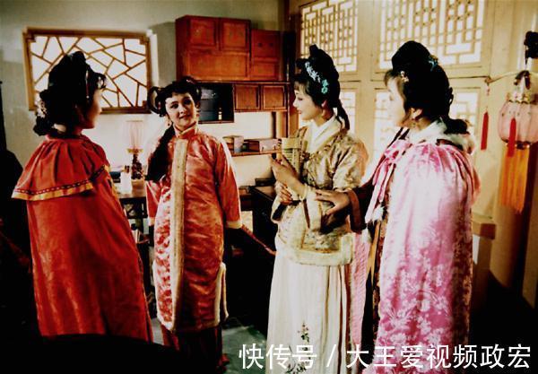 海关|《红楼梦》薛姨妈为何嫁给商人她的婚姻才是真正的“金玉良缘”