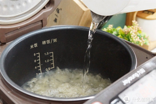 常喝|健康饮食 篇三十六：入秋干燥，再忙也要多喝汤，南瓜和银耳是绝配，常喝滋润过秋天