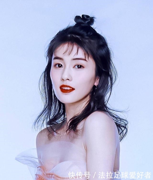 脸型|丸子头已经不流行了,现在流行男女通吃的“苹果头”,减龄显脸小!