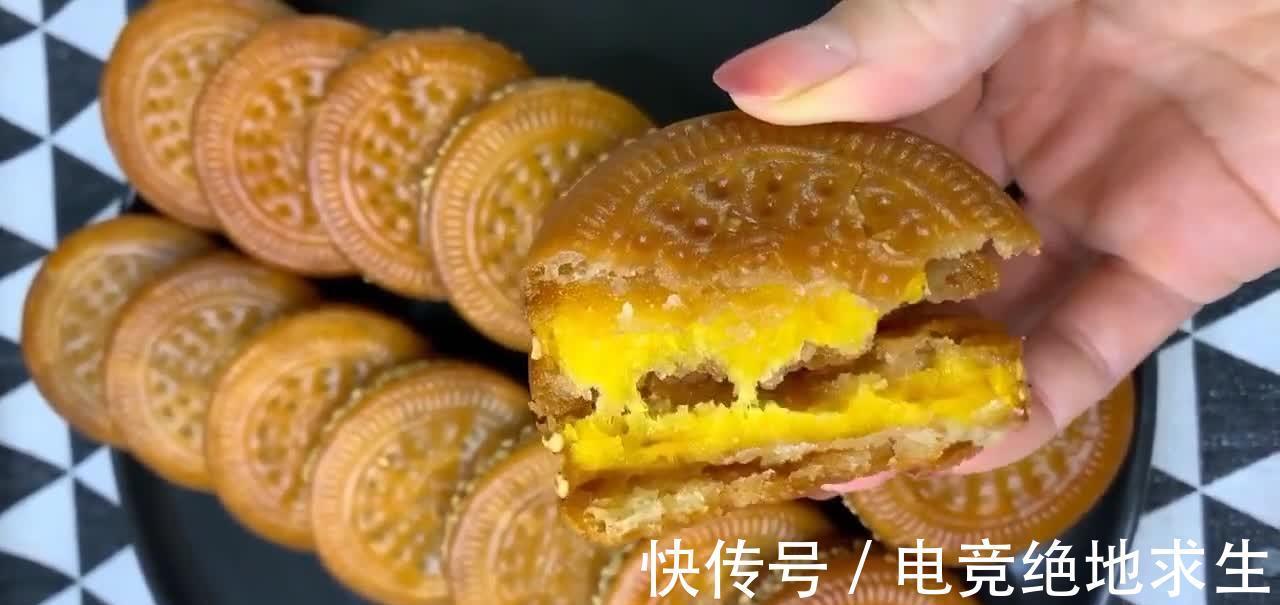 媳妇用南瓜做的零食,外表酥脆营养健康美味,简单易学一看就懂!