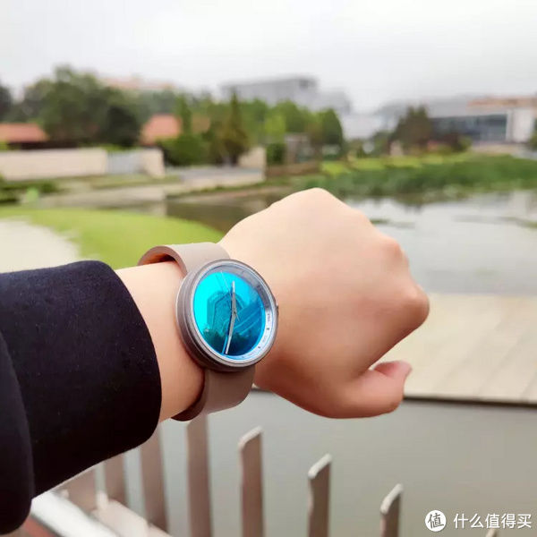 表带|当把太阳镜用到手表上,OFFSTAGE秘镜手表做到了梦幻与现实相碰