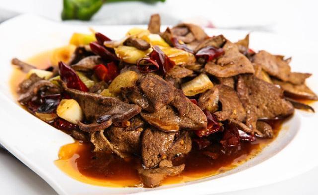 肝脏|60岁大爷肝受损，每天坚持吃猪肝养肝，4个月后，现在怎么样了？