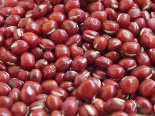 忠告|忠告 红豆不能与此物一起吃, 混着吃“会致命”, 别傻傻以为好