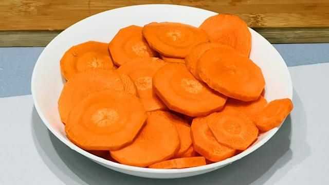 天冷了,早餐吃油条包子不如吃它,营养极高,比做油条简单,真香