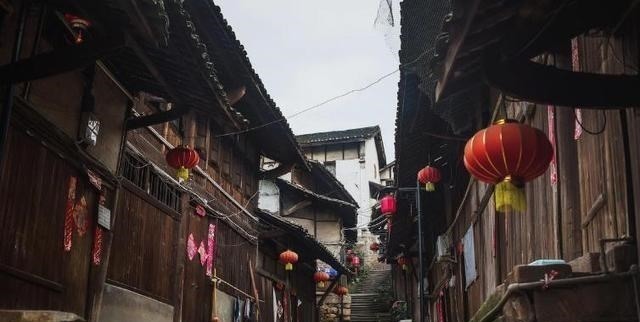 建筑风格|四川被冷落的古镇，距今有600年历史，建筑风格独特却鲜有人知