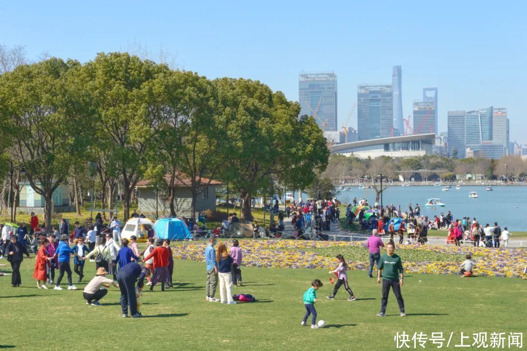 如潮|暖风吹，花香浓！节后首个休息日，世纪公园人气旺