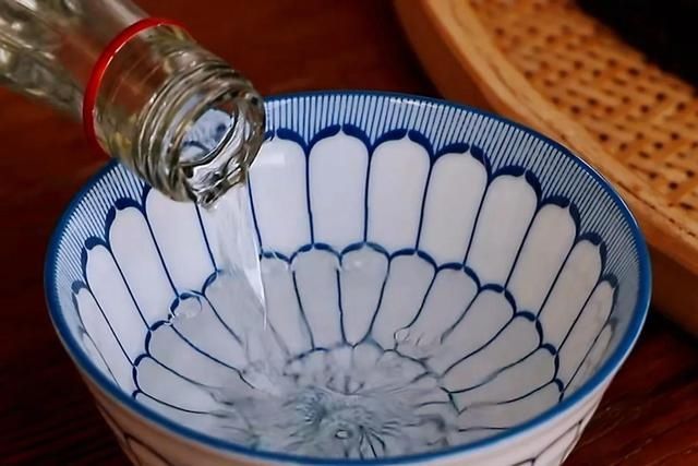 腌腊鱼,直接抹盐难怪不好吃,牢记3点,越放腊味越足,不腥不臭