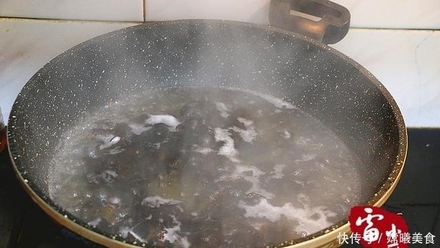 清理血管|到了冬天,老人都离不开它,补血通血,清理血管属它最强