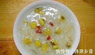 秋季时令美食有这些,这么吃对身体有很大好处哦!