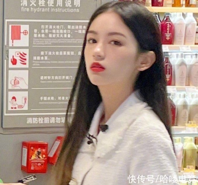 實(shí)誠(chéng)|《中餐廳5》定檔曬簡(jiǎn)歷，姚安娜周也問(wèn)答有愛，丁真龔俊太實(shí)誠(chéng)