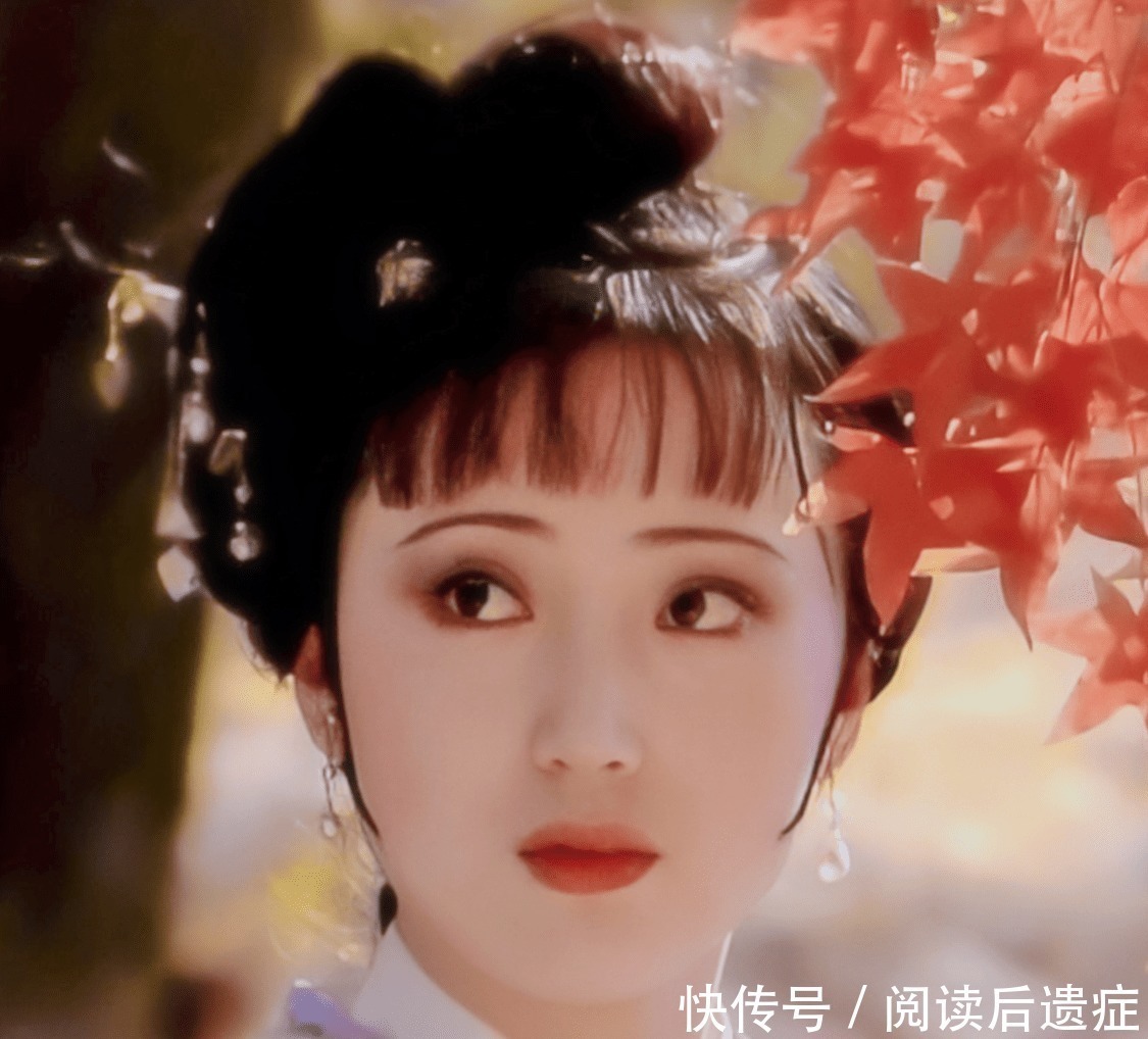 黛玉#袭人送茶,宝钗为何将喝剩下的那半杯,递给黛玉?