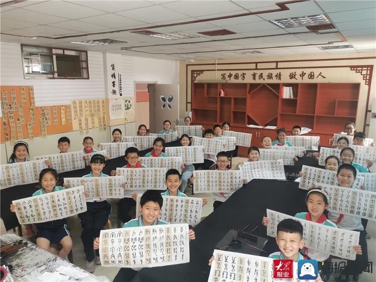 探索|甲骨承厚意笔韵传千秋 青岛重庆路第三小学探索甲骨文教育育人模式