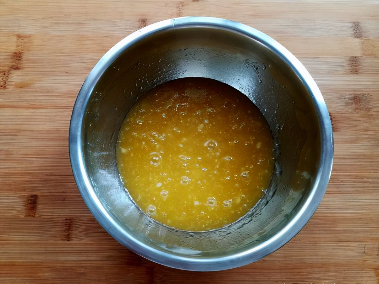 这饼干简单好做,用玉米油也能做得香酥掉渣,无添加孩子吃的安心