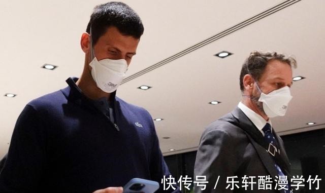 笑着离开澳网!德约科维奇连夜乘机离开,世界第一澳网后可能易主