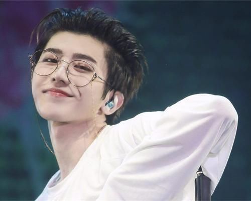 氪金|《哥哥》霍尊马赛克加身,综艺或集体“退流”,下一个会是谁呢?