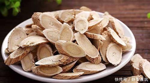 黄芪泡水,越喝越有牢记“4不喝”和“5必喝”,错一个都不行