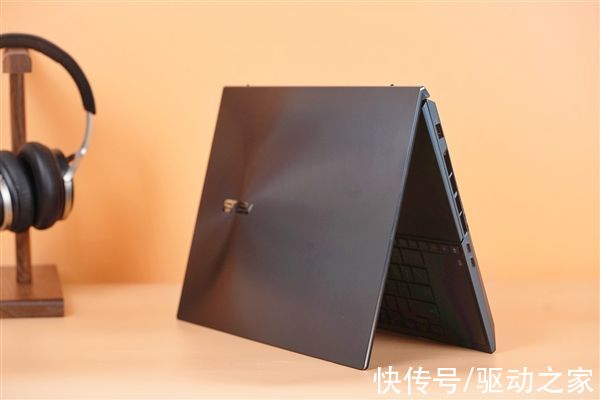 扇叶|华硕顶级灵耀X双屏Pro图赏：双4K、酷睿i9＋RTX3080